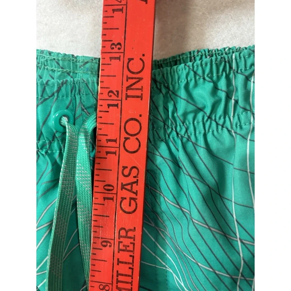 Nike Swim Shorts‎ Men's Size Medium Bathing Suit Trunks Green Geometric Logo